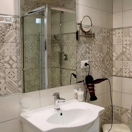 Medusa Bed & Breakfast 3*